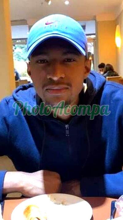 Henrique, garoto de programa no Centro (SP)
