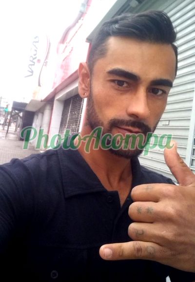 Allan, garoto de programa em Curitiba