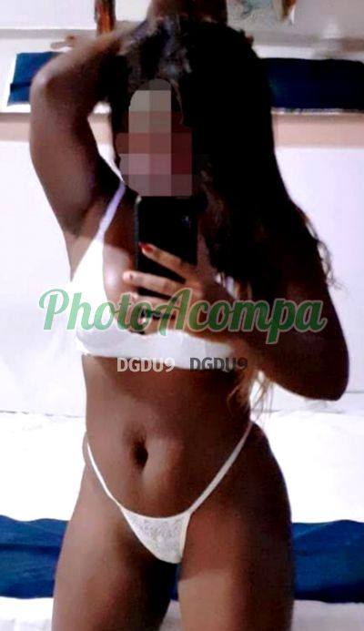 Doce Aliina, garota de programa em João Pessoa