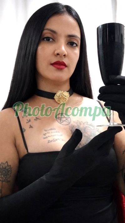 Rainha Cleópatra, garota de programa na Zona Oeste (Recife)