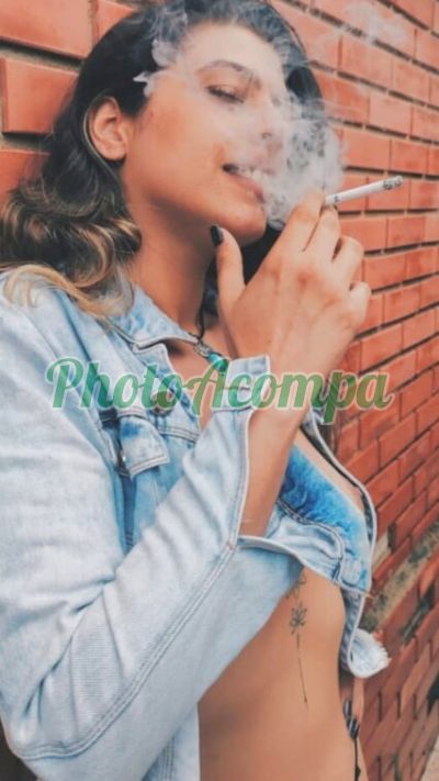 Priscila Lopes, mulher que faz videochamadas e sexting
