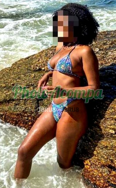 Isis, garota de programa em Copacabana (RJ)