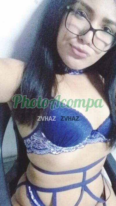 Carla, mulher que faz videochamadas e sexting
