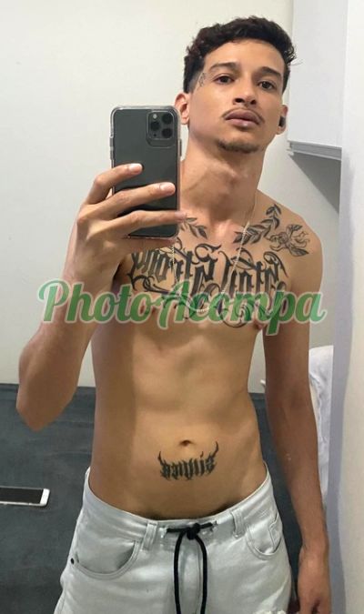 Pedro, garoto de programa na Saúde (SP)