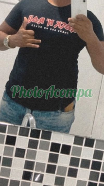 Enzo, garoto de programa no Rio de Janeiro