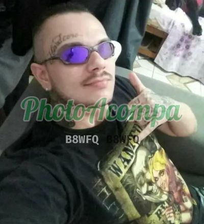 Rodrigo Max, homem que faz massagens eróticas na Consolação (SP)