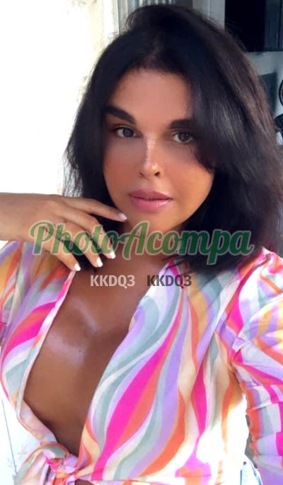 Carolina, travesti no Rio de Janeiro