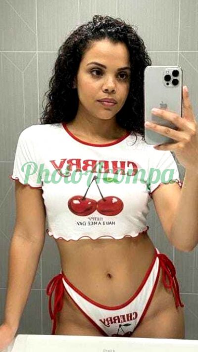 Nina Tourine (21) 97608-4831, garota de programa em Nova Iguaçu