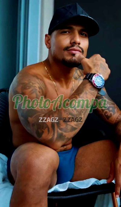 Marcelo, garoto de programa em Copacabana (RJ)