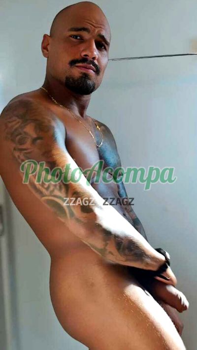 Marcelo, garoto de programa em Copacabana (RJ)