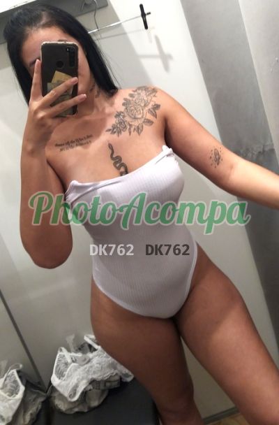 Anne, mulher que faz videochamadas e sexting