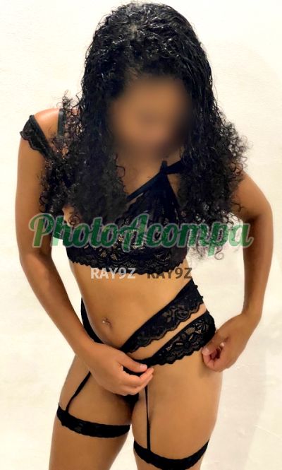 Júlia, escort em Salvador
