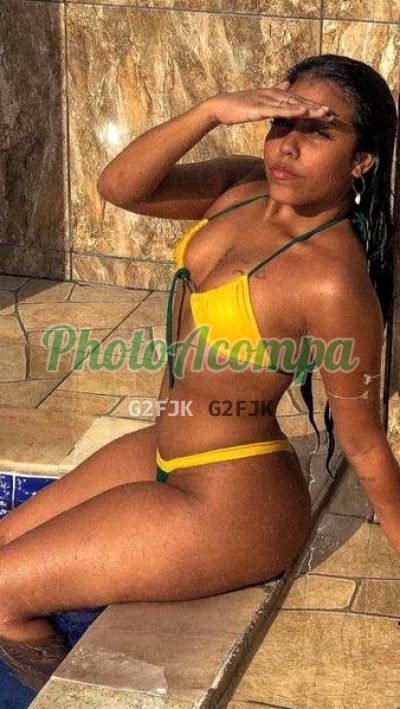 Vitória, garota de programa em Meireles (Fortaleza)