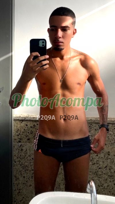 Thiago, garoto de programa na Zona Oeste (RJ)