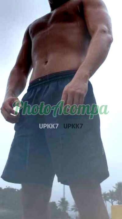 Lucas, garoto de programa em Copacabana (RJ)