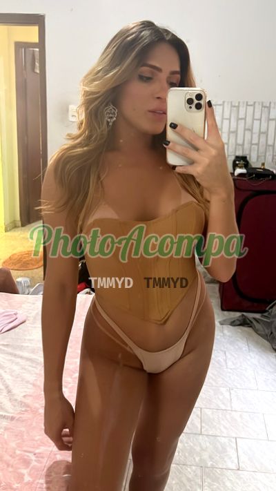 Nathally, transex em Varginha