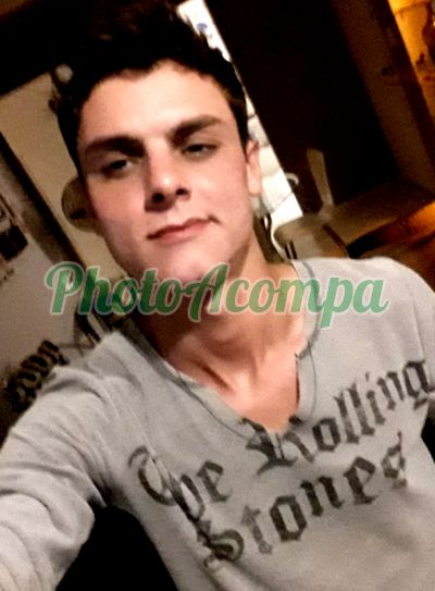 Fernando BL, garoto de programa em Santos