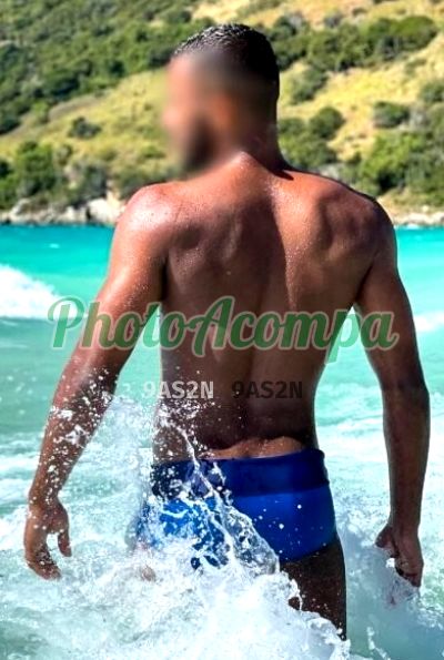 Luan carioca, garoto de programa em Nova Iguaçu