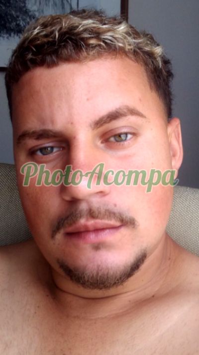 Vítor, garoto de programa em Recife
