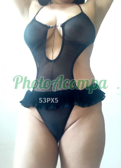 Júlia Coroa, mulher que faz videochamadas e sexting