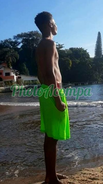 Carlos Henrique Ferreira, Garoto de programa em Angra dos Reis