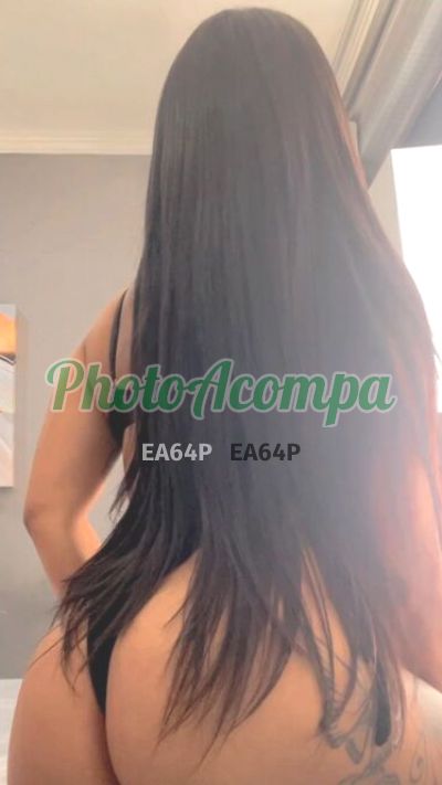Cely Falcão, acompanhante em Recife