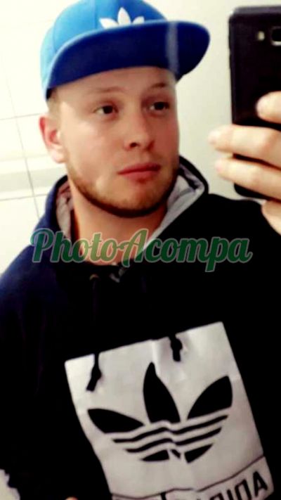 Ricardo, Garoto de programa em Curitiba