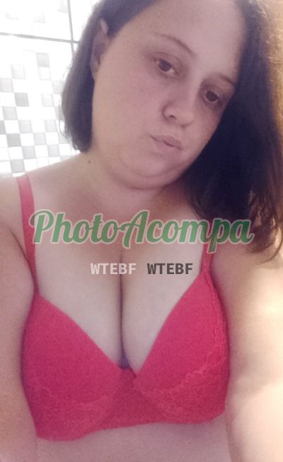 Bela, mulher que faz videochamadas e sexting