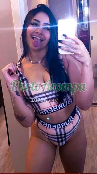 Deniffer, escort na República (SP)