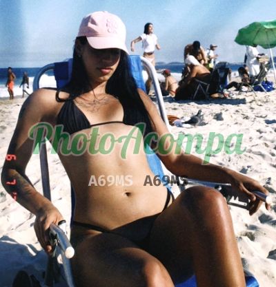 Luninha, trans em Copacabana (RJ)