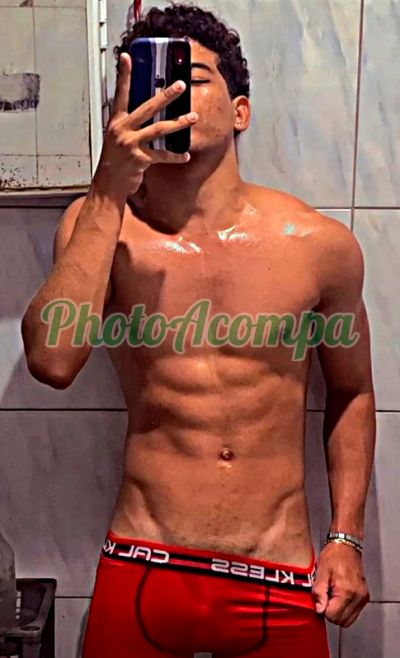 Nicollas Mendes, Garoto de programa em Belford Roxo