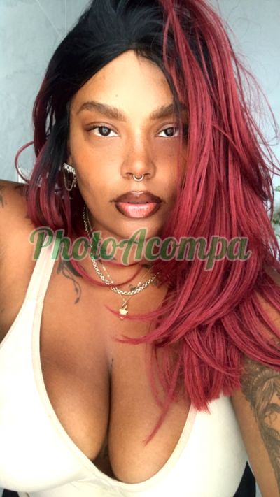 Thays, mulher que faz videochamadas e sexting