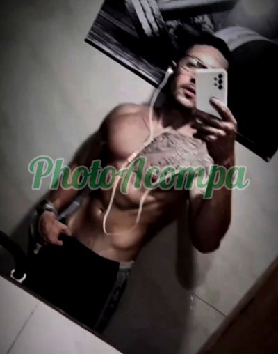 Mateus, garoto de programa em Itajaí