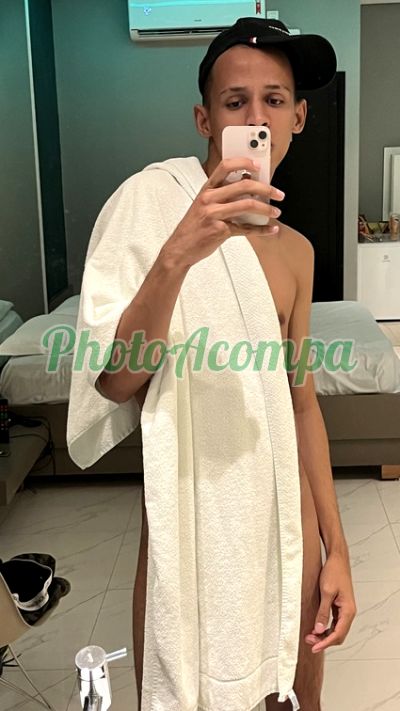 Jon, garoto de programa em Campo Grande