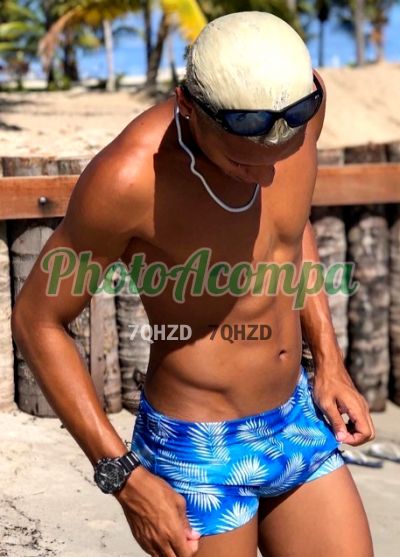 Breninho, garoto de programa em Recife