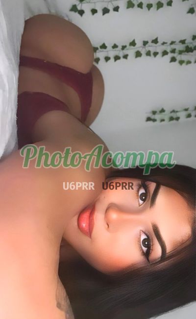 Júlia Barbosa, transex no Asa Norte (Brasília / DF)