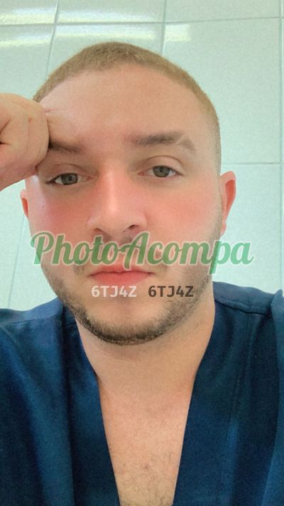 Isaac Xavier, garoto de programa em São Paulo