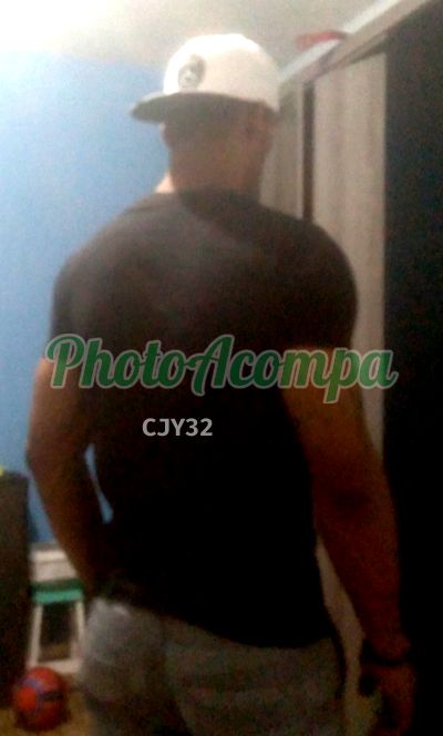Robert, garoto de programa em Santana de Parnaíba