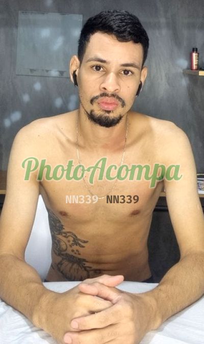 Diogo, homem que faz massagens eróticas em São Paulo