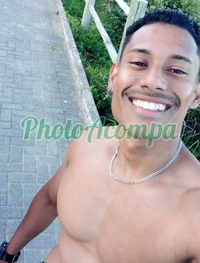 João Victor, garoto de programa em Balneário Camboriú