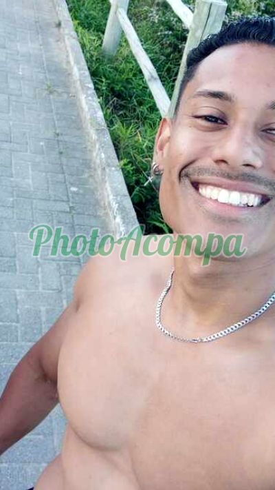 João Victor, garoto de programa em Balneário Camboriú