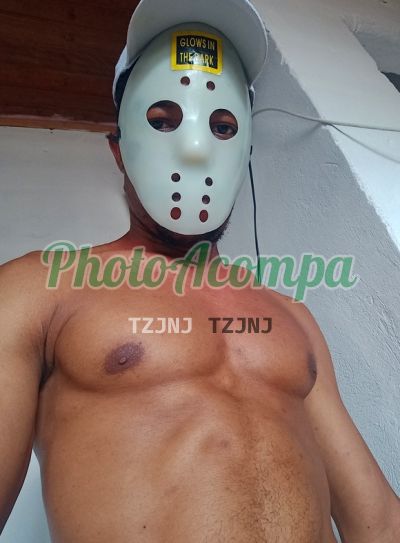 Chen Fou, garoto de programa em Porto Alegre
