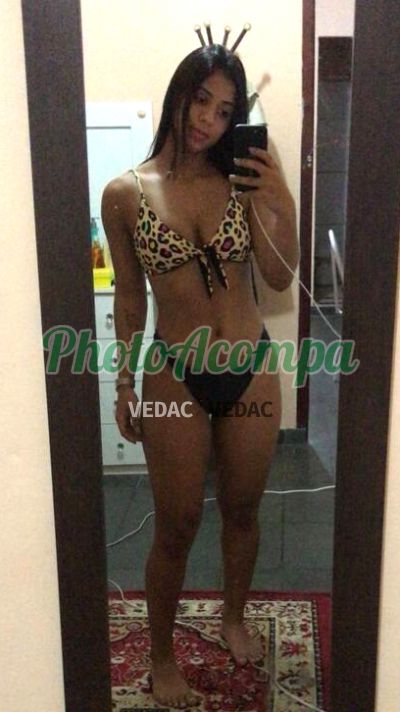 Nicole Almeida foto 2