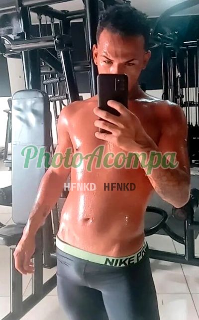 Brayan, garoto de programa em Cariacica