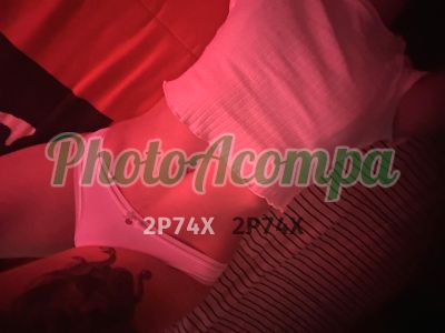 Bitu, mulher que faz videochamadas e sexting