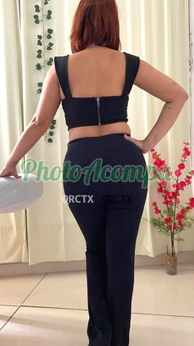 Antonella, mulher que faz massagens eróticas no Rio de Janeiro