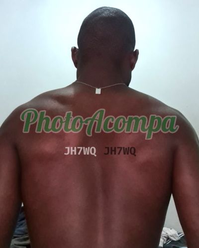 Negro, garoto de programa em São Paulo