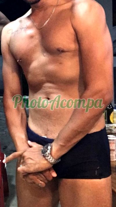 Moreno Gostoso, garoto de programa no Guarujá