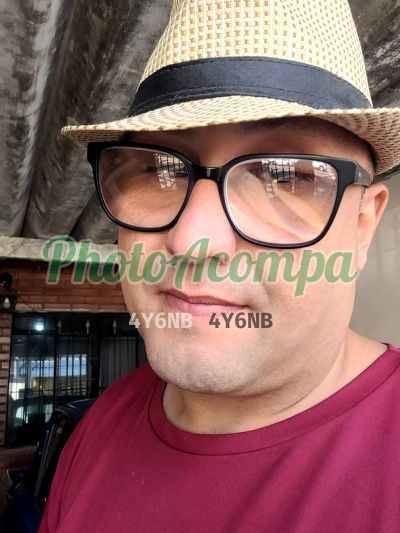 Vini, garoto de programa em São Paulo