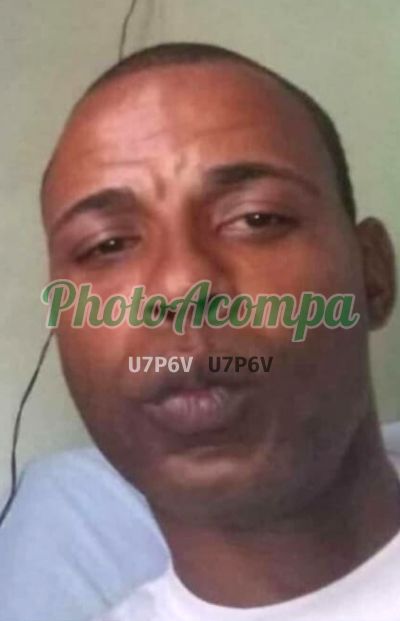 Vinícius, garoto de programa em Duque de Caxias